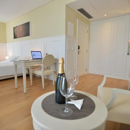 Hotel Charming Blue Vila do Porto